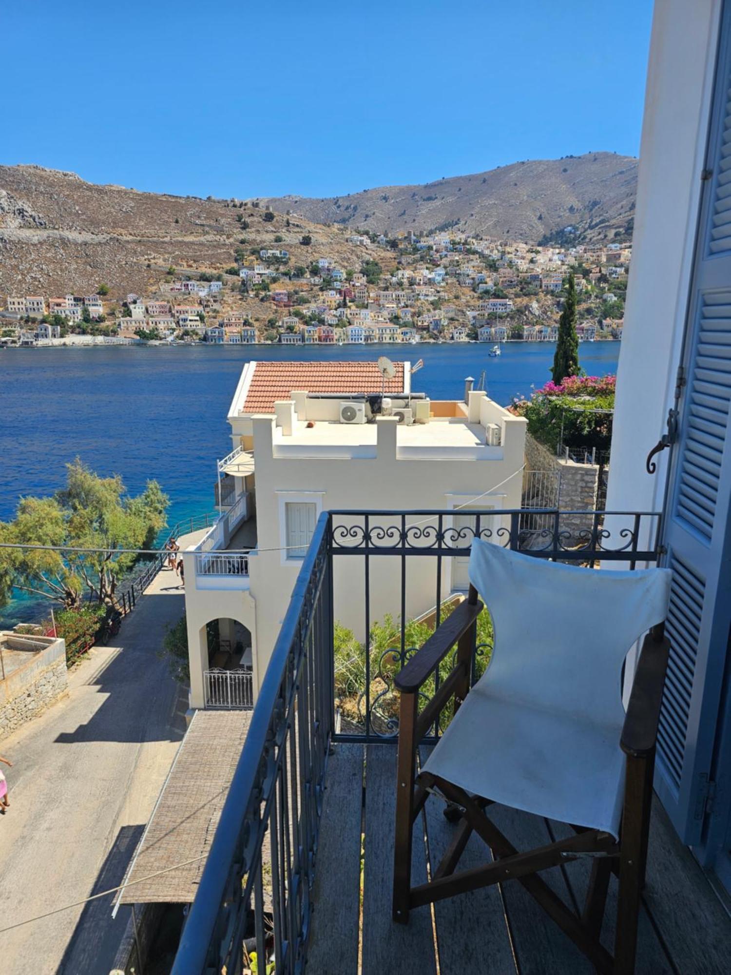 The Anchor House Bed & Breakfast Simi Dış mekan fotoğraf