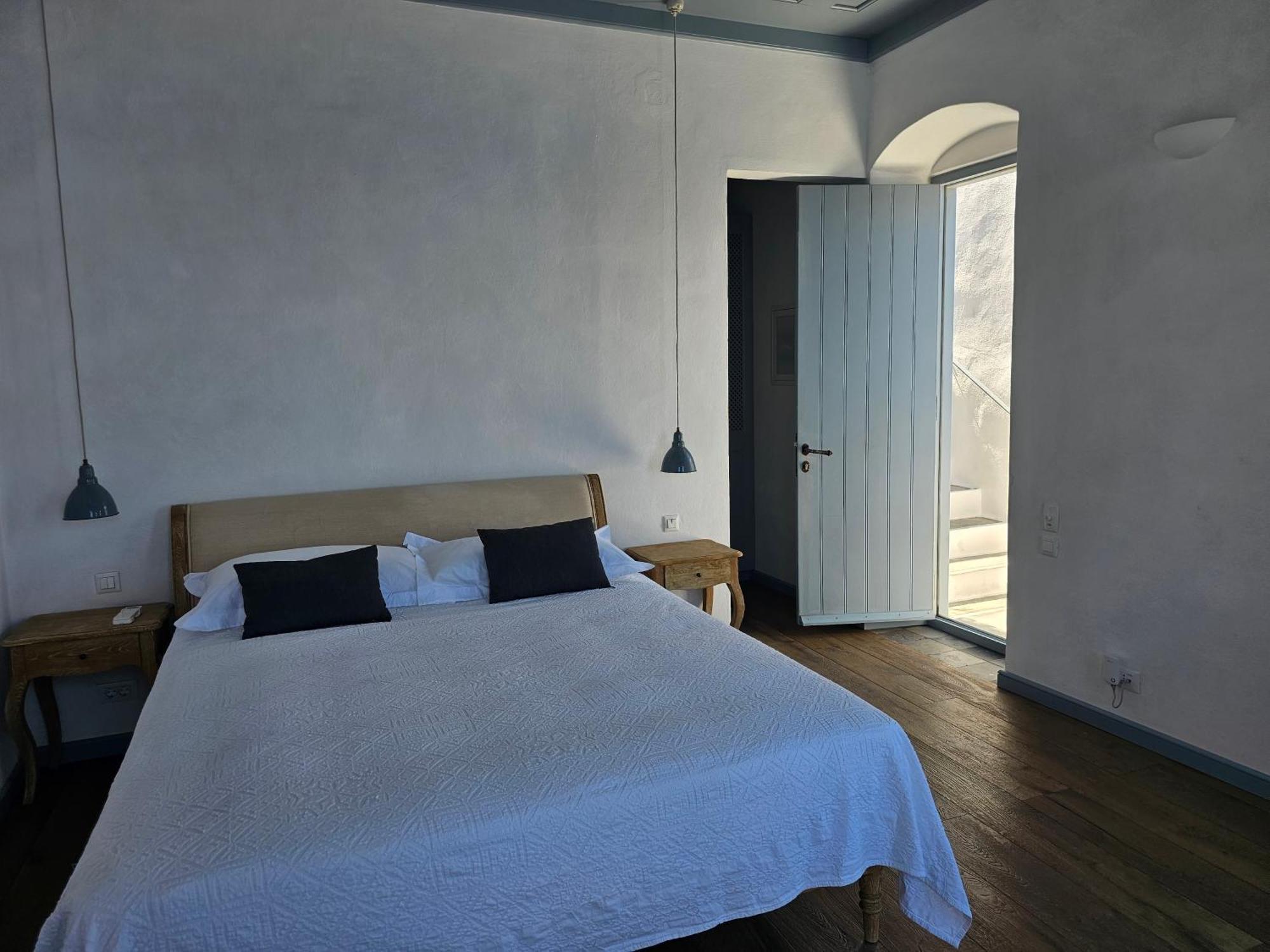 The Anchor House Bed & Breakfast Simi Dış mekan fotoğraf