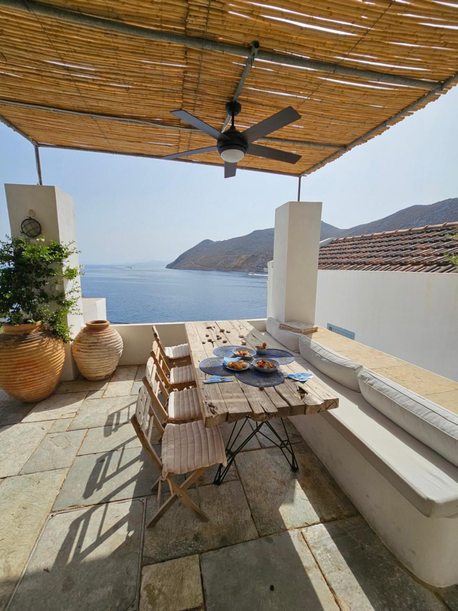 The Anchor House Bed & Breakfast Simi Dış mekan fotoğraf