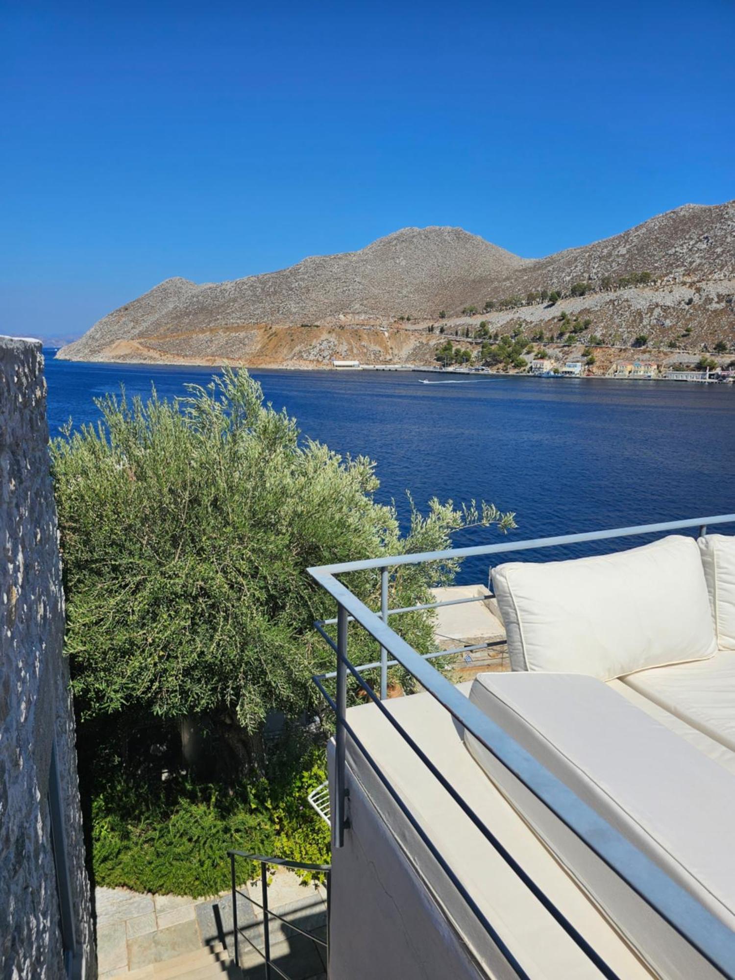 The Anchor House Bed & Breakfast Simi Dış mekan fotoğraf