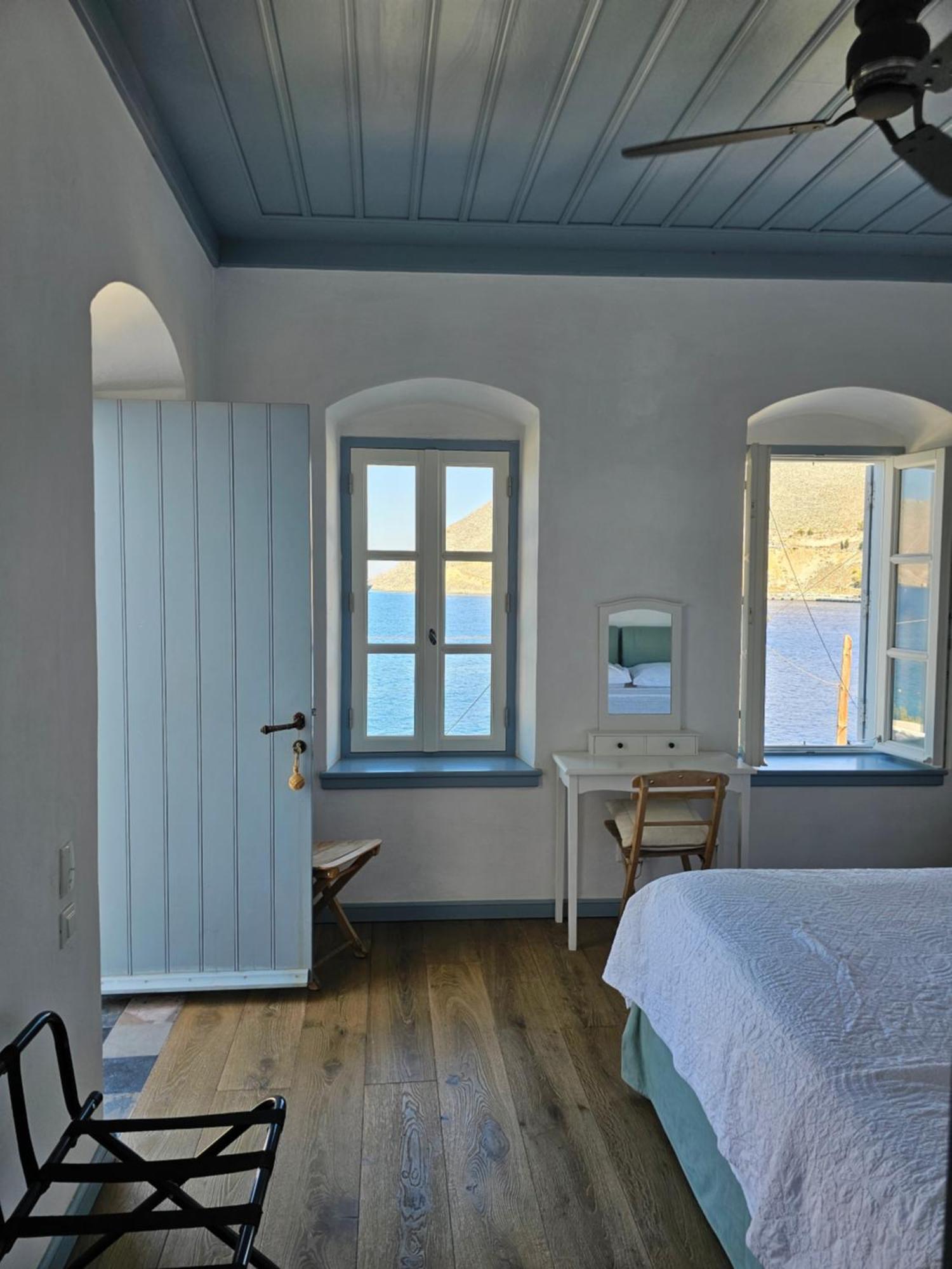The Anchor House Bed & Breakfast Simi Oda fotoğraf